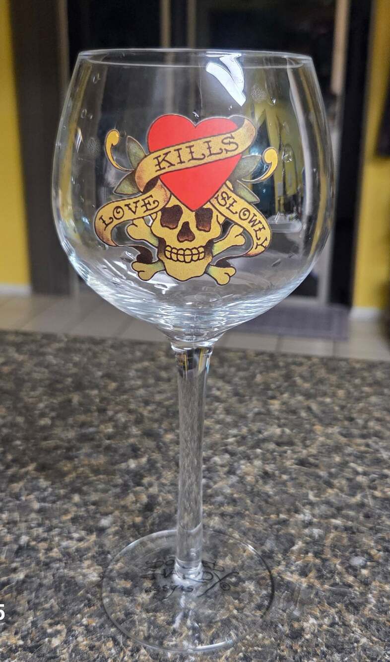 Ed Hardy Love Kills Slowly Heart & Skull Stemmed Wine Glass Goblet
